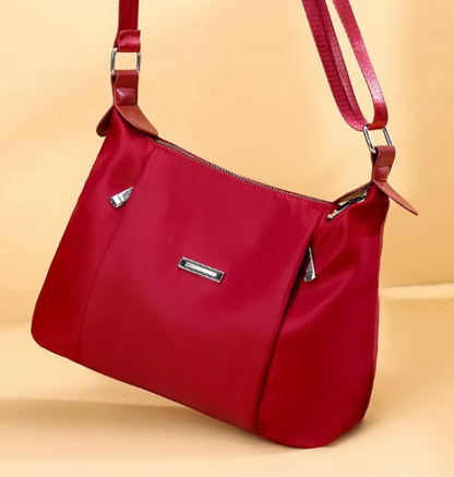 Luna Everyday Shoulder Bag
